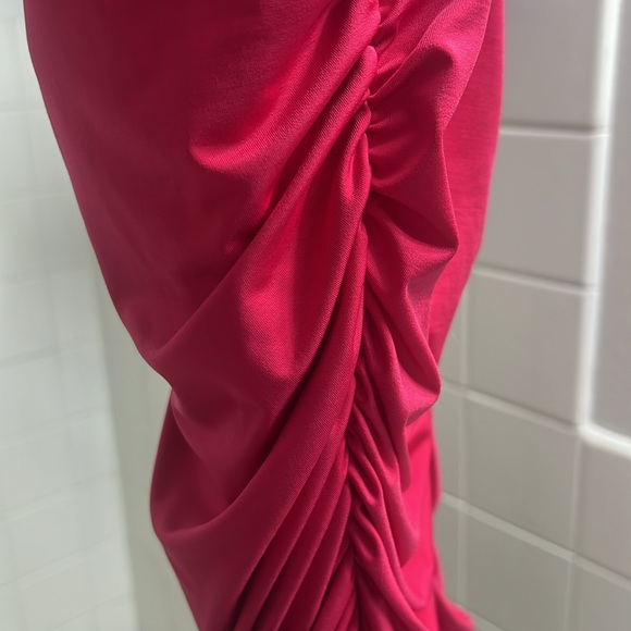 Express, hot, pink body contour bodysuit. Size large. - Picture 6 of 6